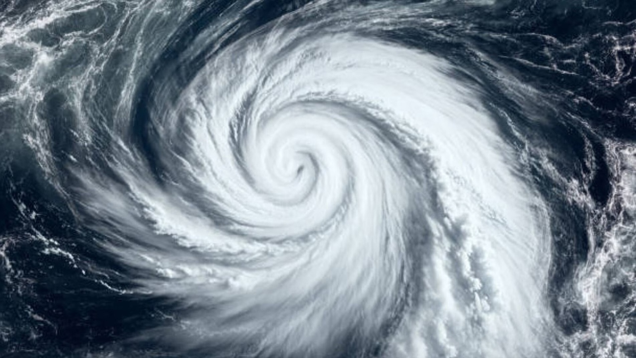 ঘূর্ণিঝড় ‘শেন-ইয়ার’ কোথায় আঘাত হানবে